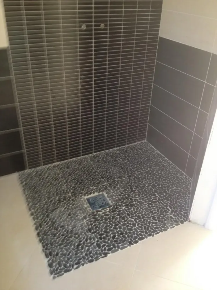 faience-salle-de-bain-var